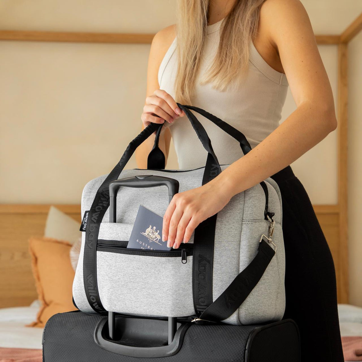 VOGUE TRAVEL DUFFEL Bag (with luggage/trolley sleeve) - Light Marle (Black Handle)