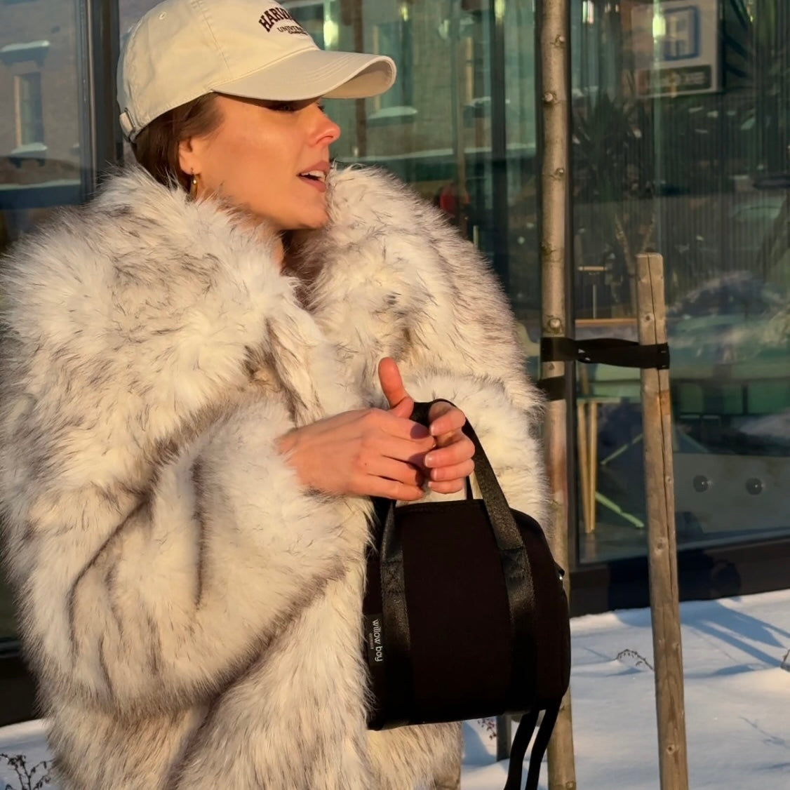 VOGUEミニネオプレンデイバッグ-BLACK