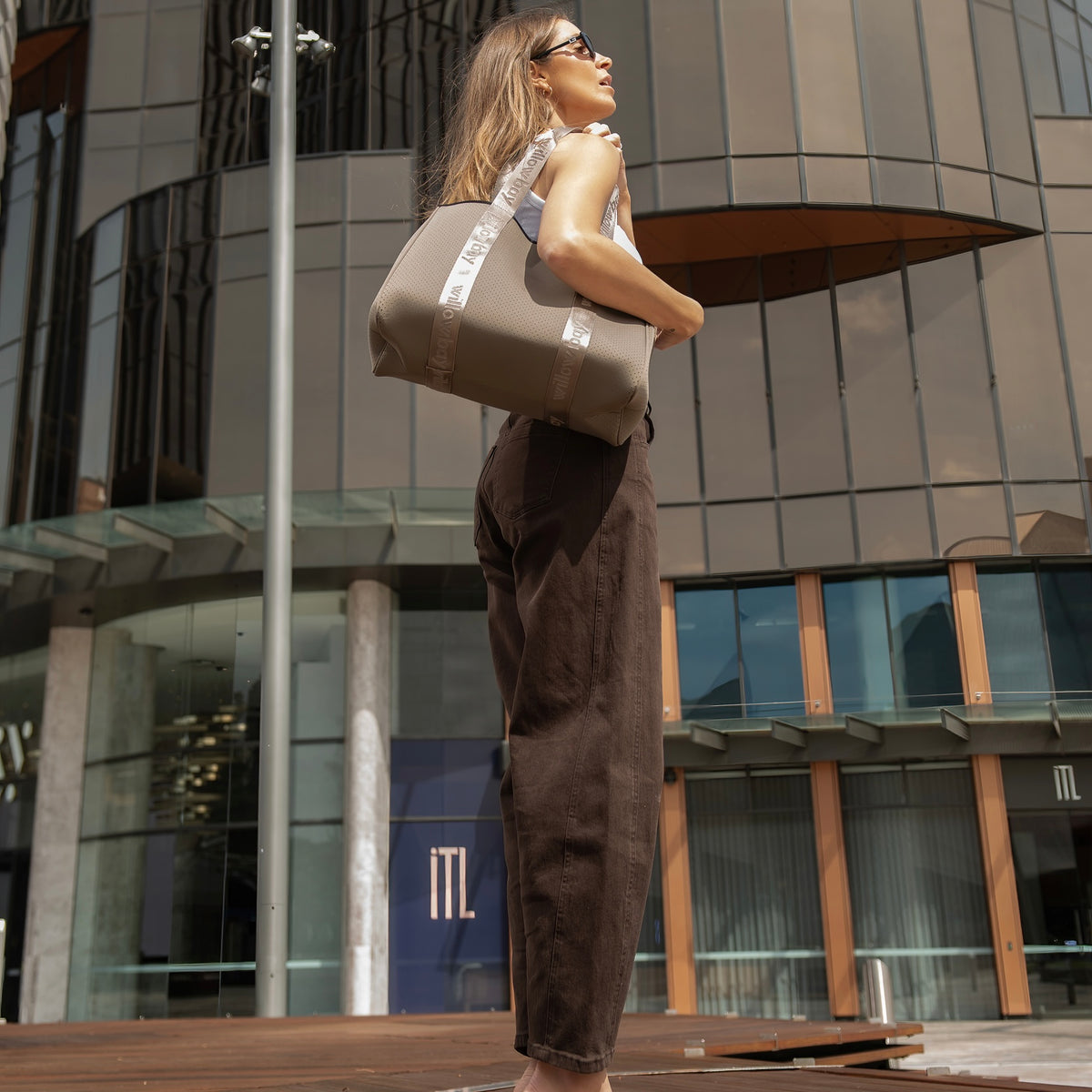 DAYDREAMER BRANDED Neoprene Tote Bag - SAGE